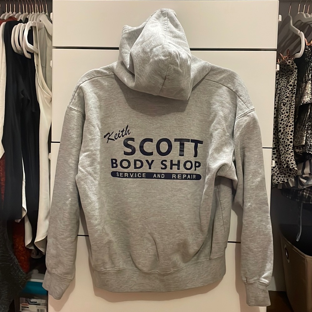 One Tree Hill Keith Scott Body Shop Hooded Sweatshirt Size Small